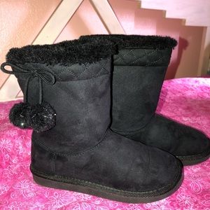 Little Girls Black Fur Boots